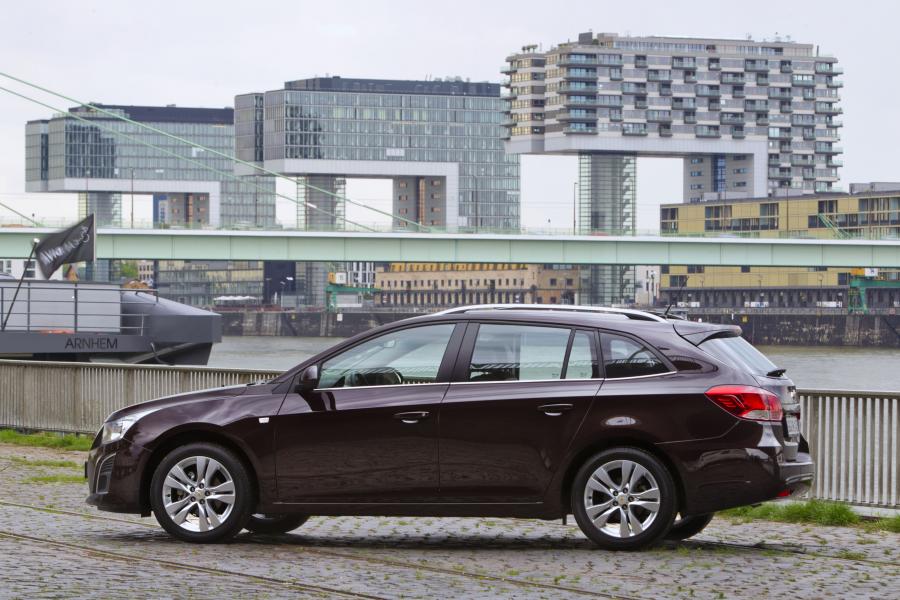  Chevrolet Cruze Station Wagon 2012 года  (фото 84 из 157)